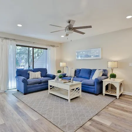 2311 Racquet Club Villas
